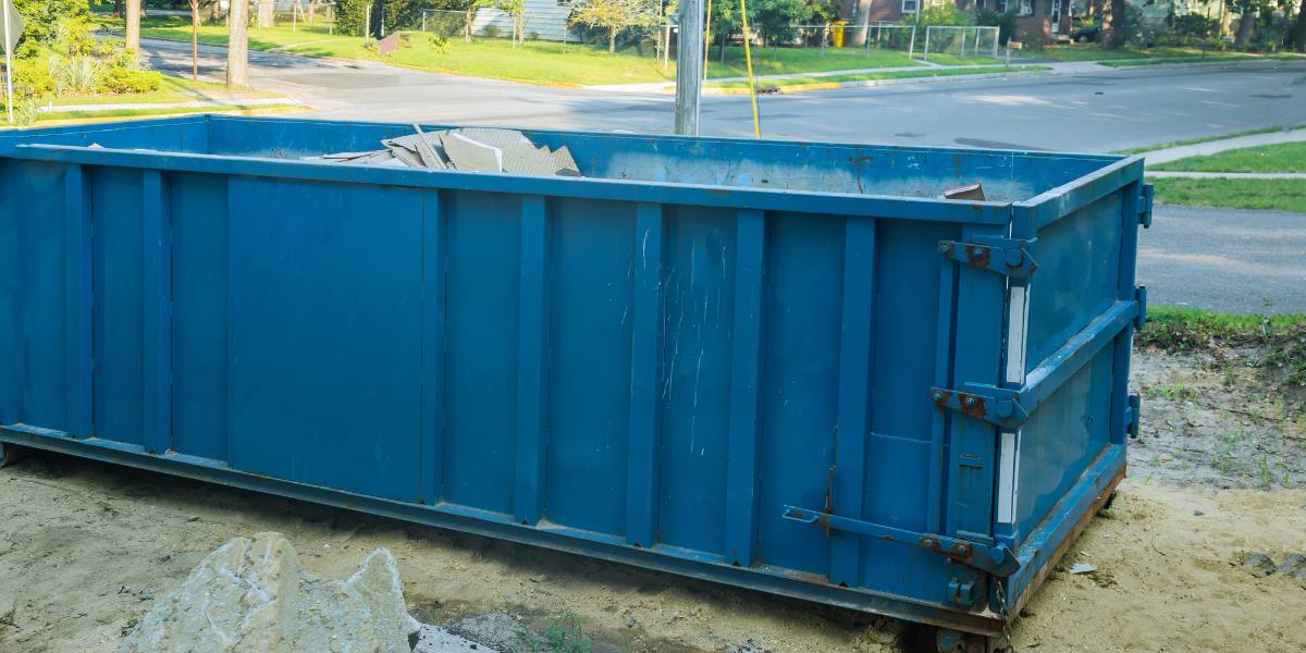 What are the Best Ways to Maximize Space in a Dumpster Rental