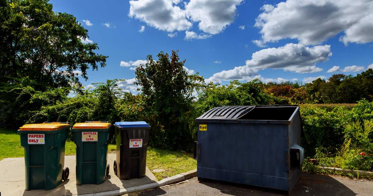 What Are Green Garbage Dumpsters?